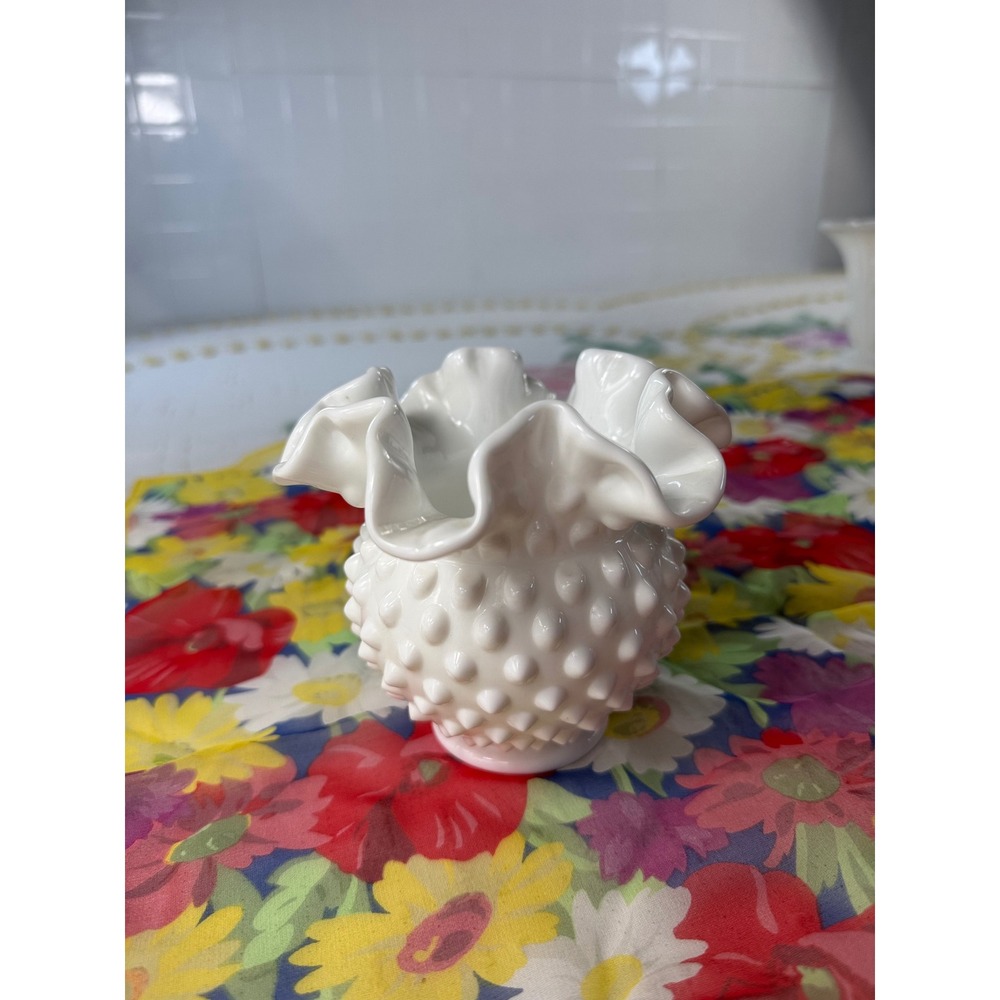 Vintage Fenton White‎ Milk Glass Hobnail Ruffled Vase Mid Century Decor 5.5 Inch
